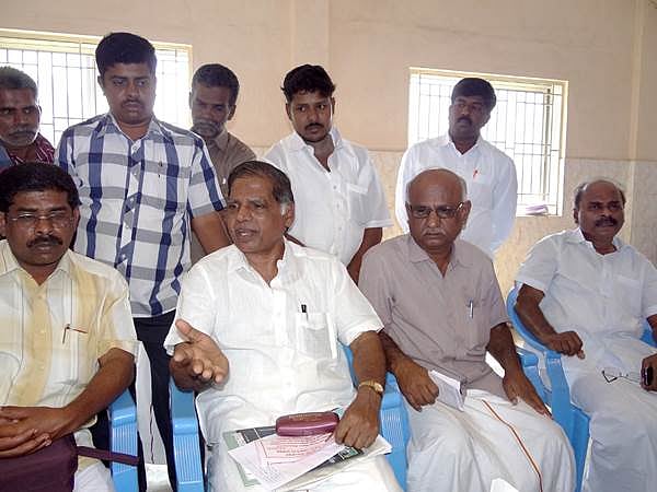 மத்தியில் காங்கிரஸ், பாஜக அல்லாத மதச்சார்பற்ற, வகுப்புவாதம் இல்லாத புதியகட்சியை கம்யூனிஸ்ட் தேர்வு செய்யும் - ஜி.ராமகிருஷ்ணன்